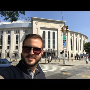 Meet your Posher, Jose david